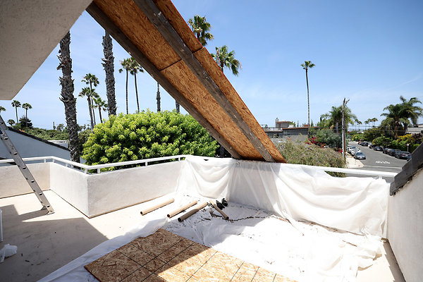 786A Front Deck 0836