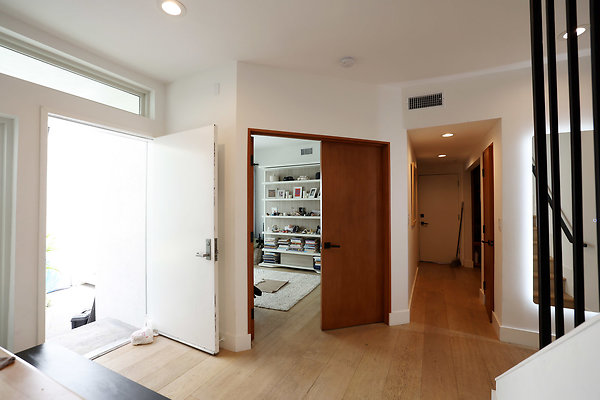Front Entry 1027