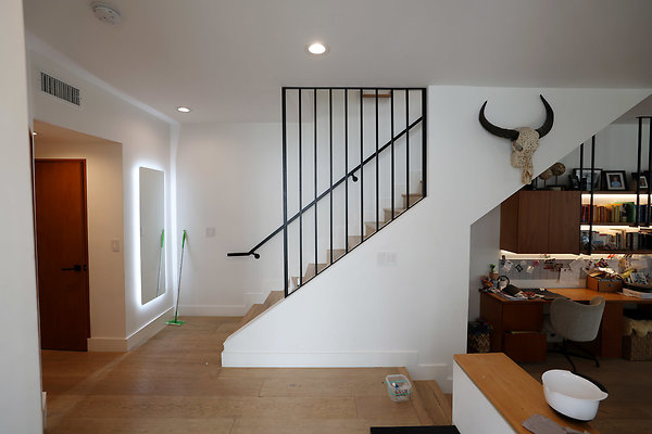 Front Entry 1025