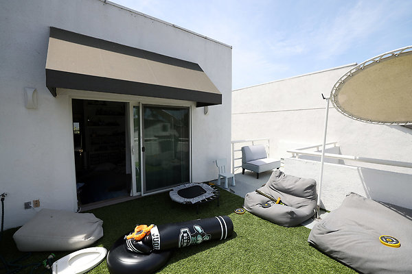 Front Deck 1024