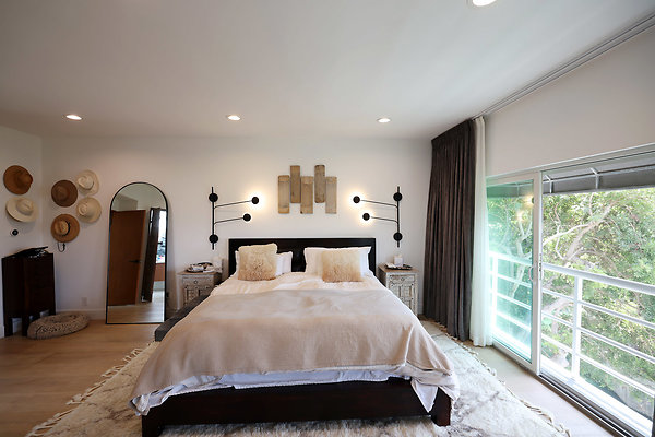 Master Bedroom 1081