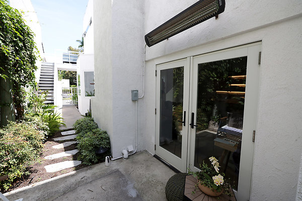 Living Room Patio 1014