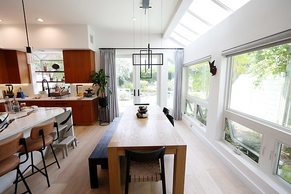 Dining Area 1054