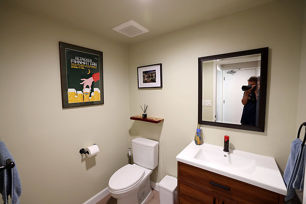 794A Powder Room 1146 794A Powder Room 1146