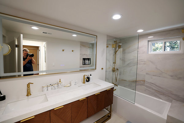 794A Bathroom 1160