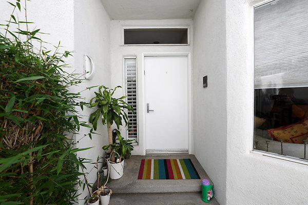 799A Front Door 0579