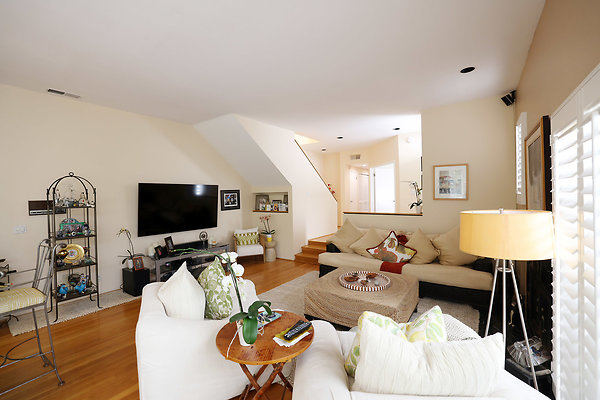 799A Living Room 0611