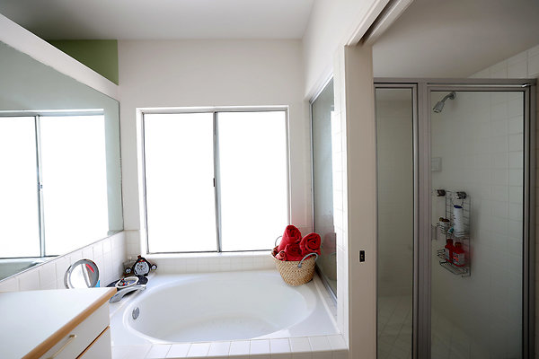 799A Bedroom Bathroom 0644