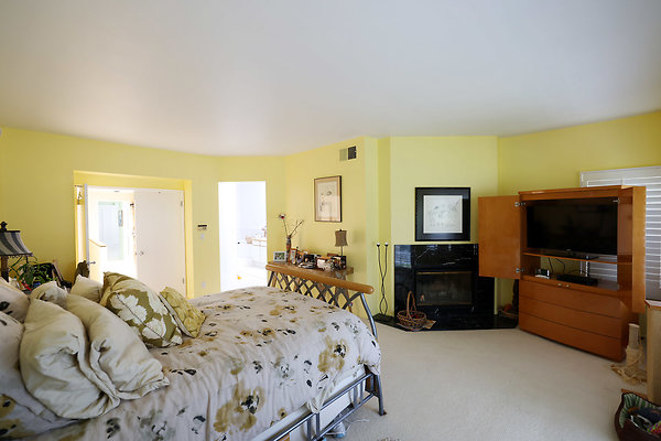 799A Master Bedroom 0636