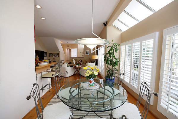 799A Breakfast Nook 0614