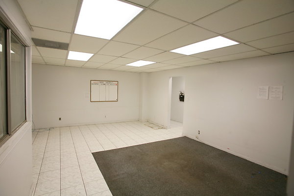 Foam Warehouse Office 0138 1