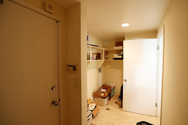 782A Kitchen Pantry 0055