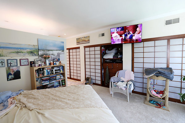 782A Master Bedroom 0090