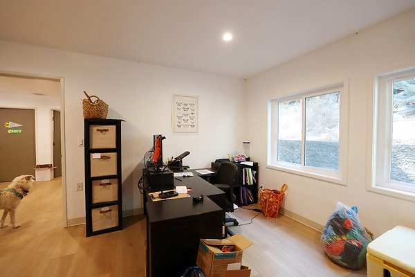 Camp Office4 4700