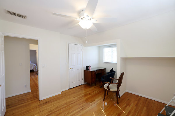 582A Bedroom2 0283