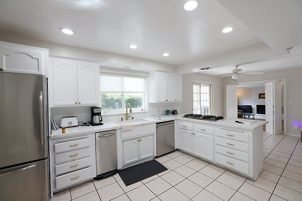 582A Kitchen 0214