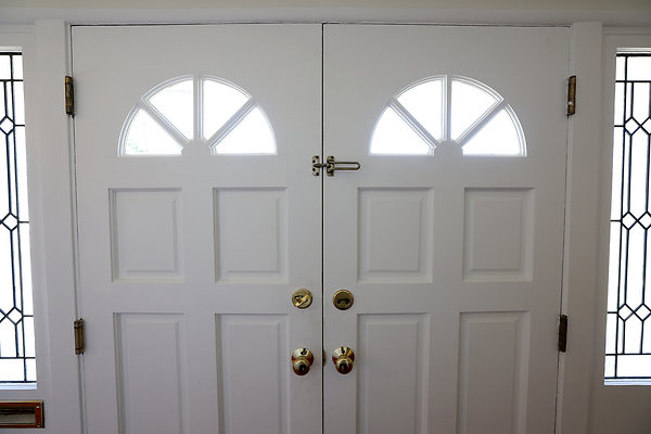 582A Front Entry2 0202