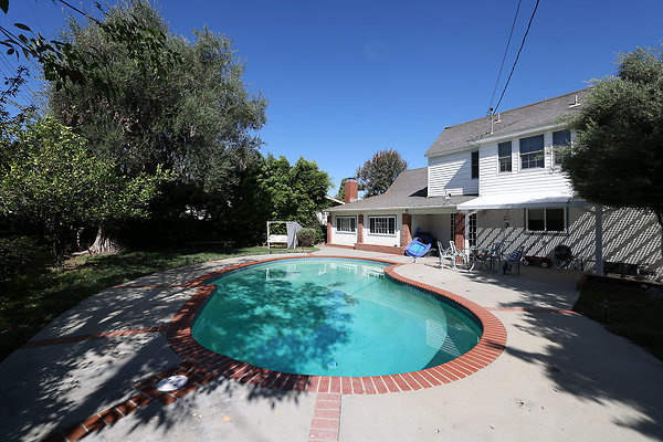 582A Pool 0261 582A Pool 0261