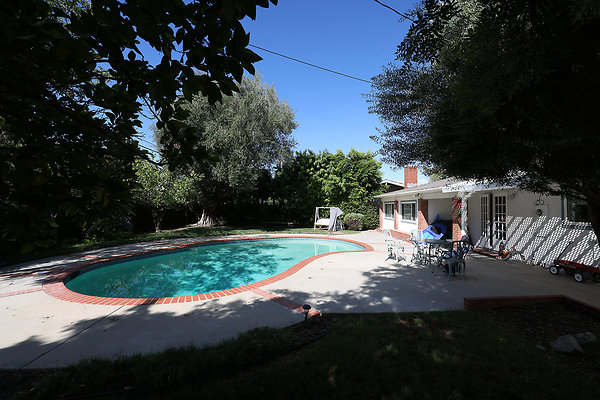 582A Pool1 0252 582A Pool1 0252