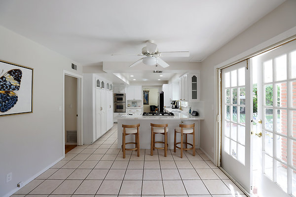 582A Breakfast Room2 0226