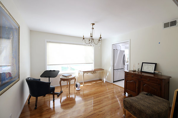 582A Dining Room 0210