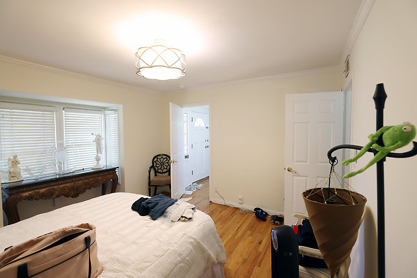 582A Bedroom1 0242