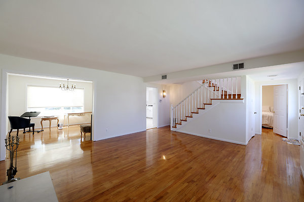 582A Living Room 0208 582A Living Room 0208