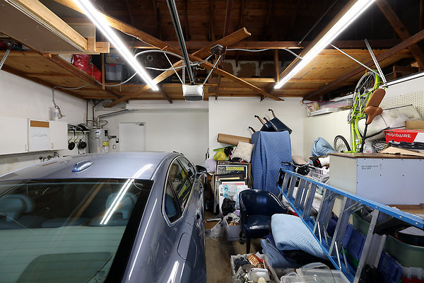 582A Garage1 0234
