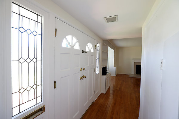 582A Front Entry 0204