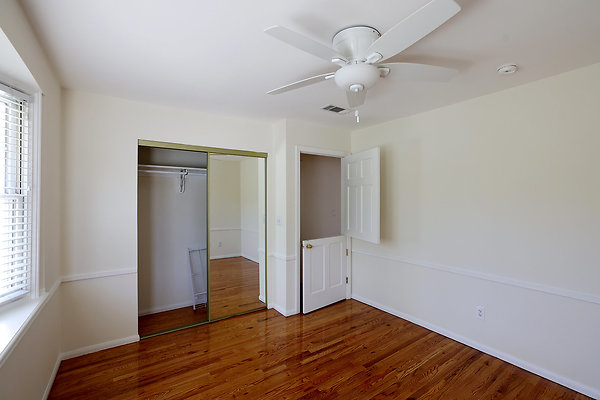 582A Bedroom3 0287