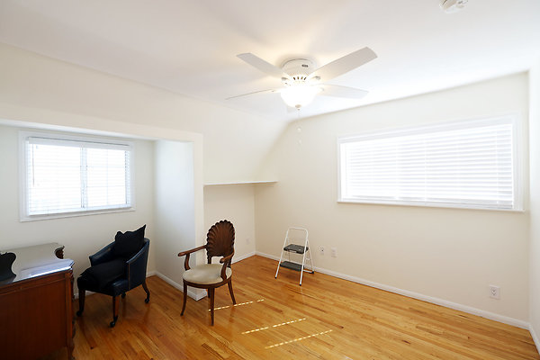 582A Bedroom2 0282
