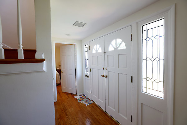 582A Front Entry 0203