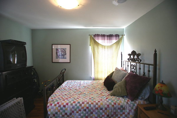 Guest Bedroom4 9 1