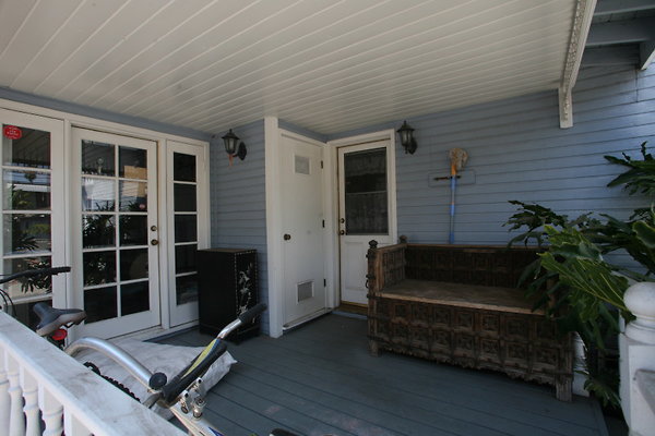 Porch RS 0121 1