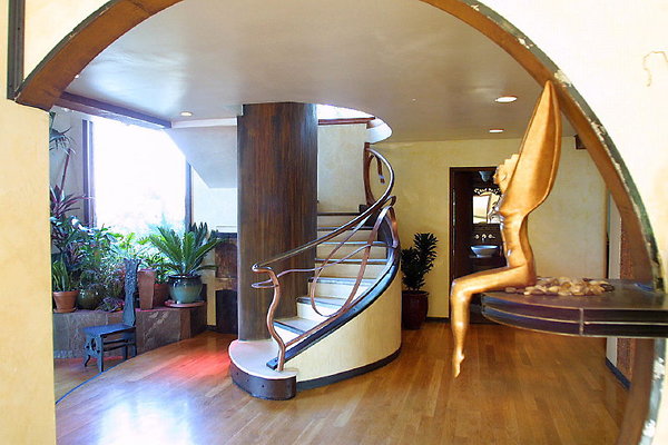 Foyer &amp; Staircase 0011 16 1