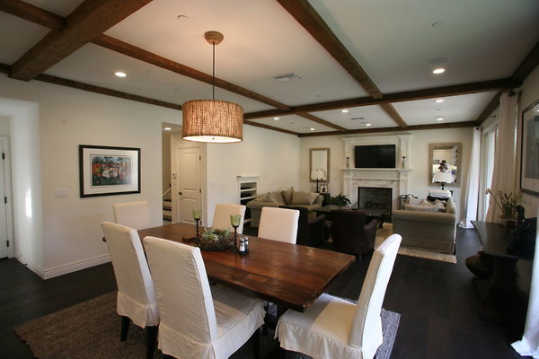 311A Dining Area &amp; Family Room 0055 1