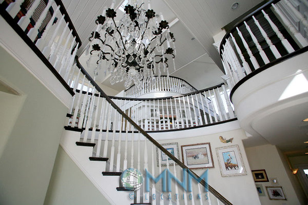 Front Entry Staircase 0052 1