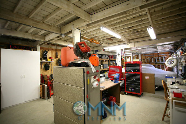 Garage Workshop 0206 1