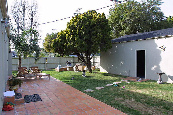 Backyard Patio 0057 2 1