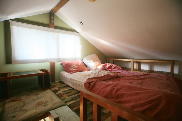162A Loft Bed 0120 1