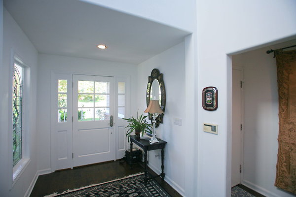 Front Entry 0005 1