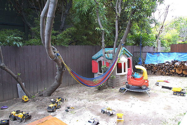 LS  Play Area 0038 20 1