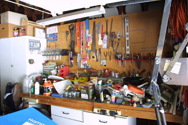 Garage Work Bench 0684 8