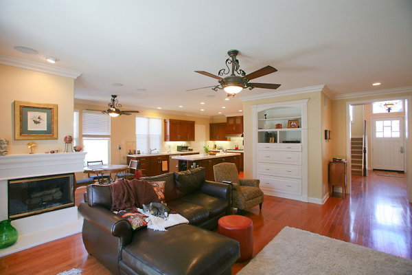 387A Family Room &amp; Kitchen 0029 1