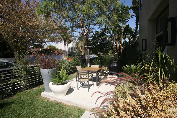 Front Patio 0097 1