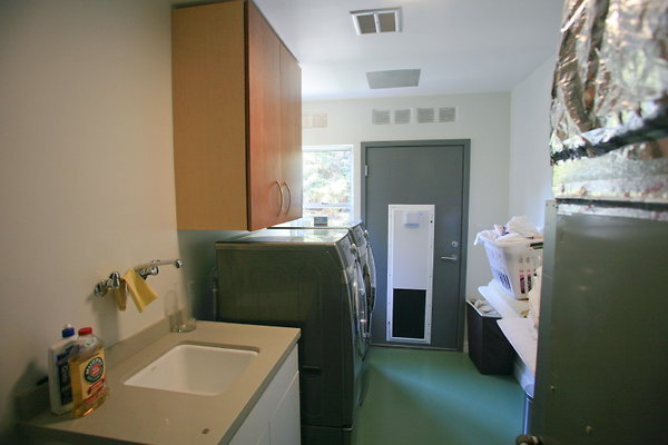 Laundry Room 0025 1