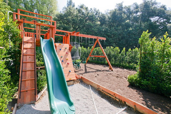 Kids Play Structure 0160 1