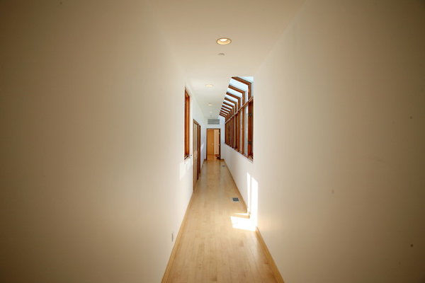3rd Floor Hallway 0058 1