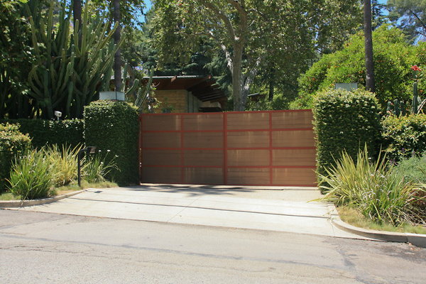 Front Gate 0229 1