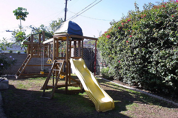 Backyard Play Structures 0043 4 1